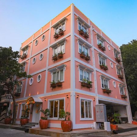 Hotel Aura By Woco Stays Puducherry Exterior foto