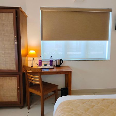 Hotel Aura By Woco Stays Puducherry Exterior foto